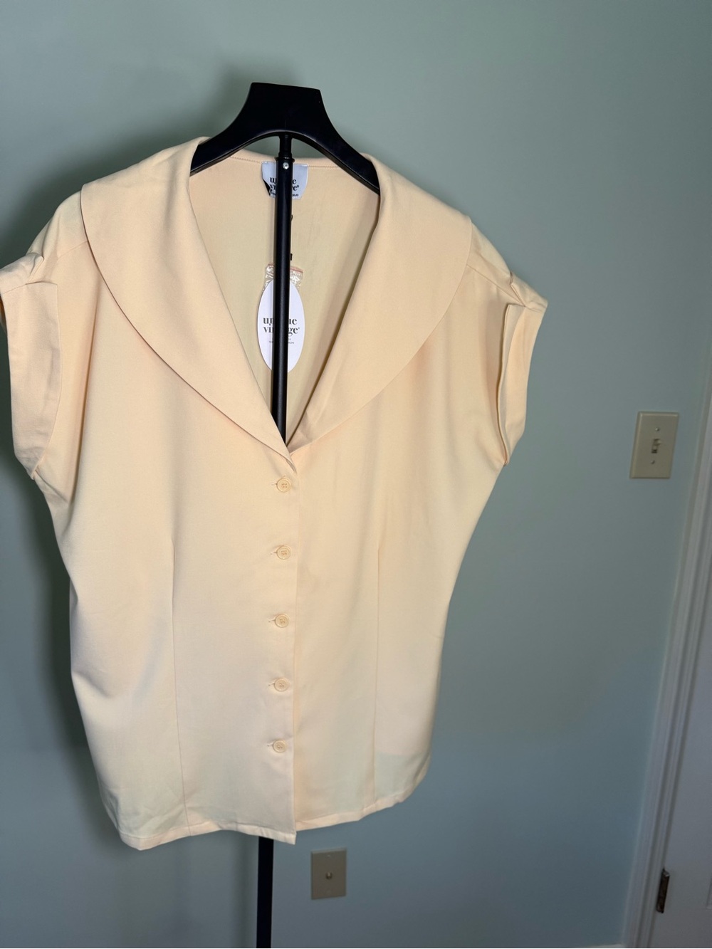 Unique Vintage Cream Sailor Collar Button Front Blouse Plus Size 2X